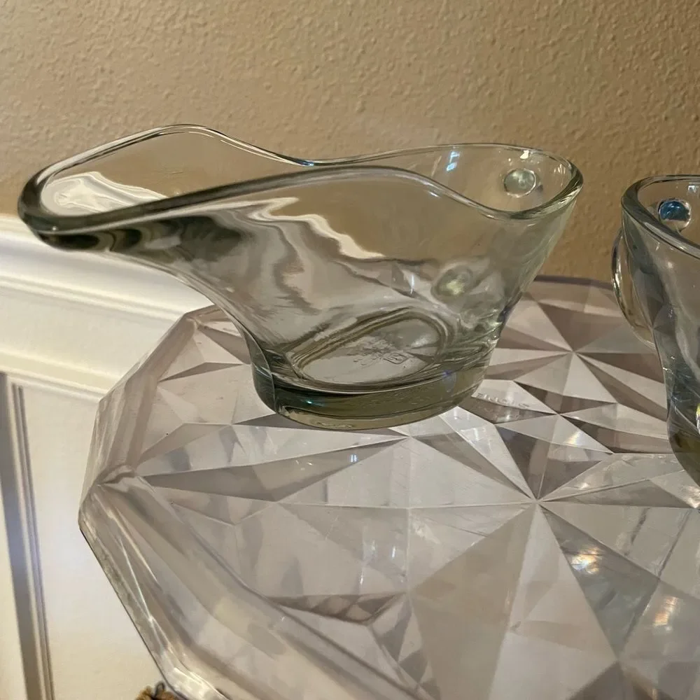 An oh Hocking Vintage Glass Gravy Boats x 2